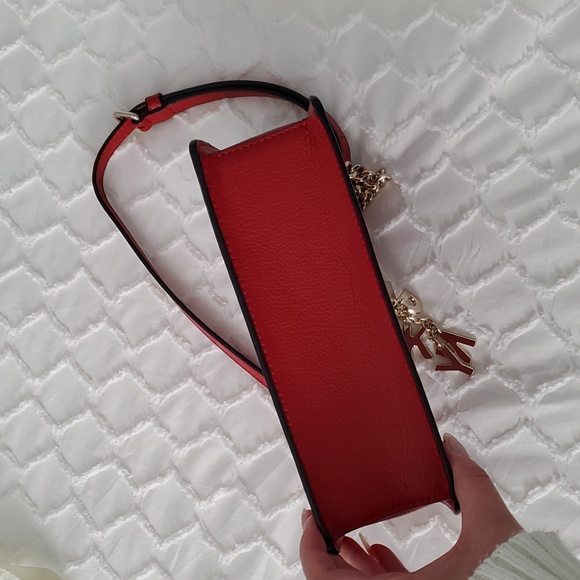 Dkny red purse - Picture 4 of 6